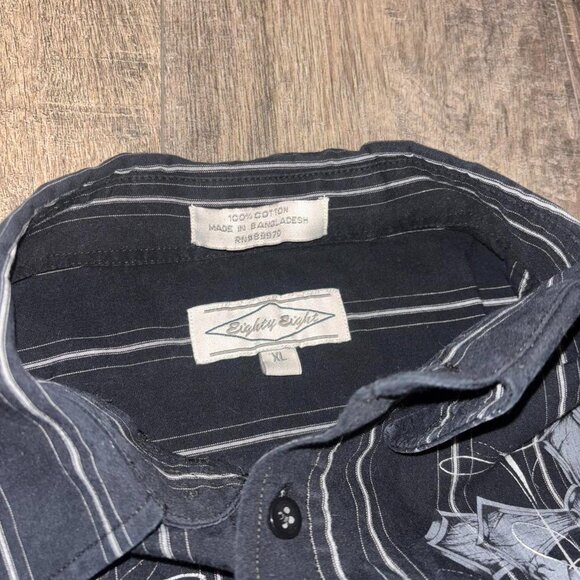 cross button up - Picture 2 of 4